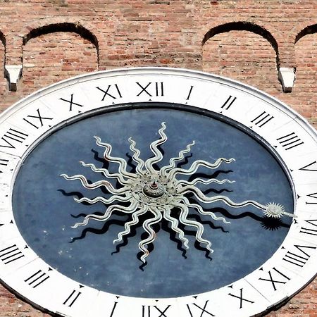 Dimora Rossa Panzió Sottomarina Kültér fotó