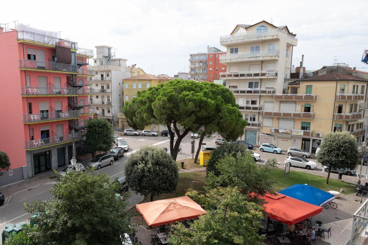 Dimora Rossa Panzió Sottomarina Kültér fotó